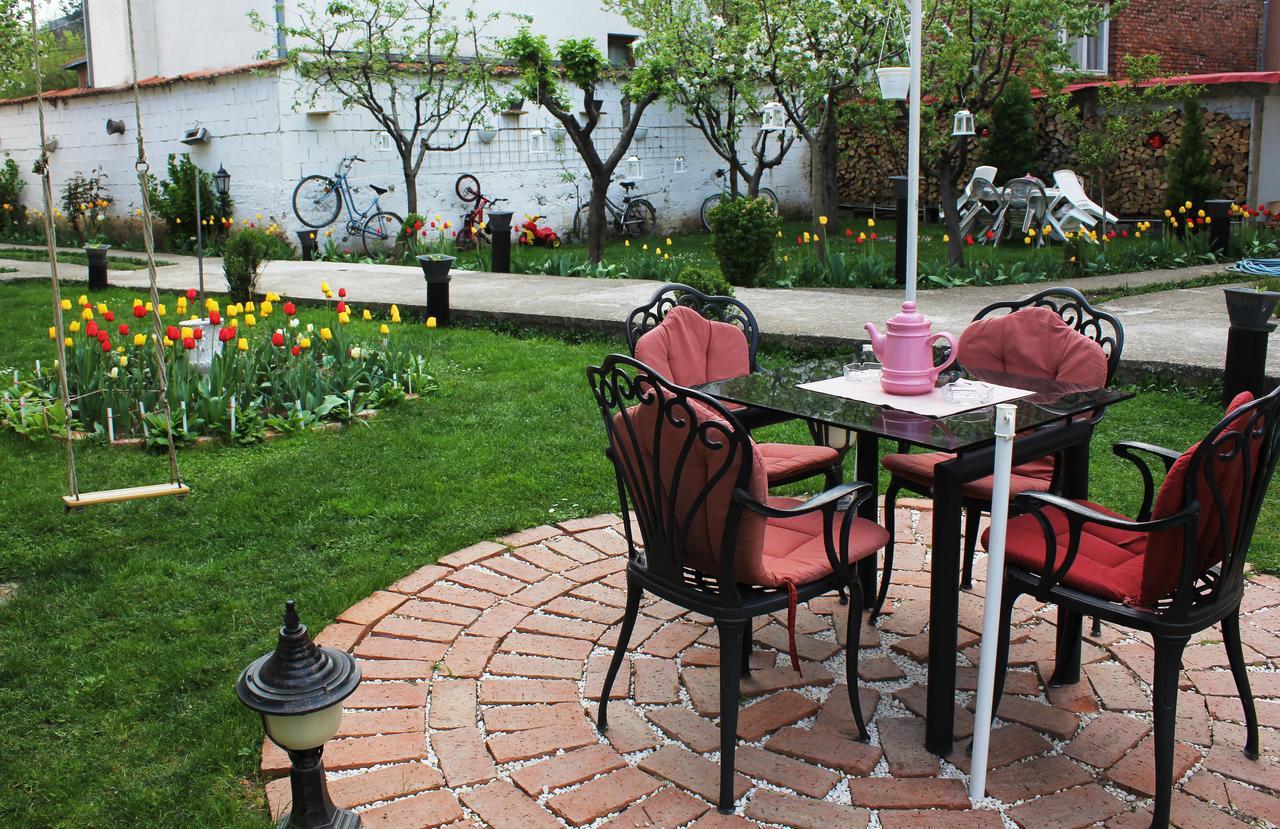 Sarac Hostel Печ Екстер'єр фото