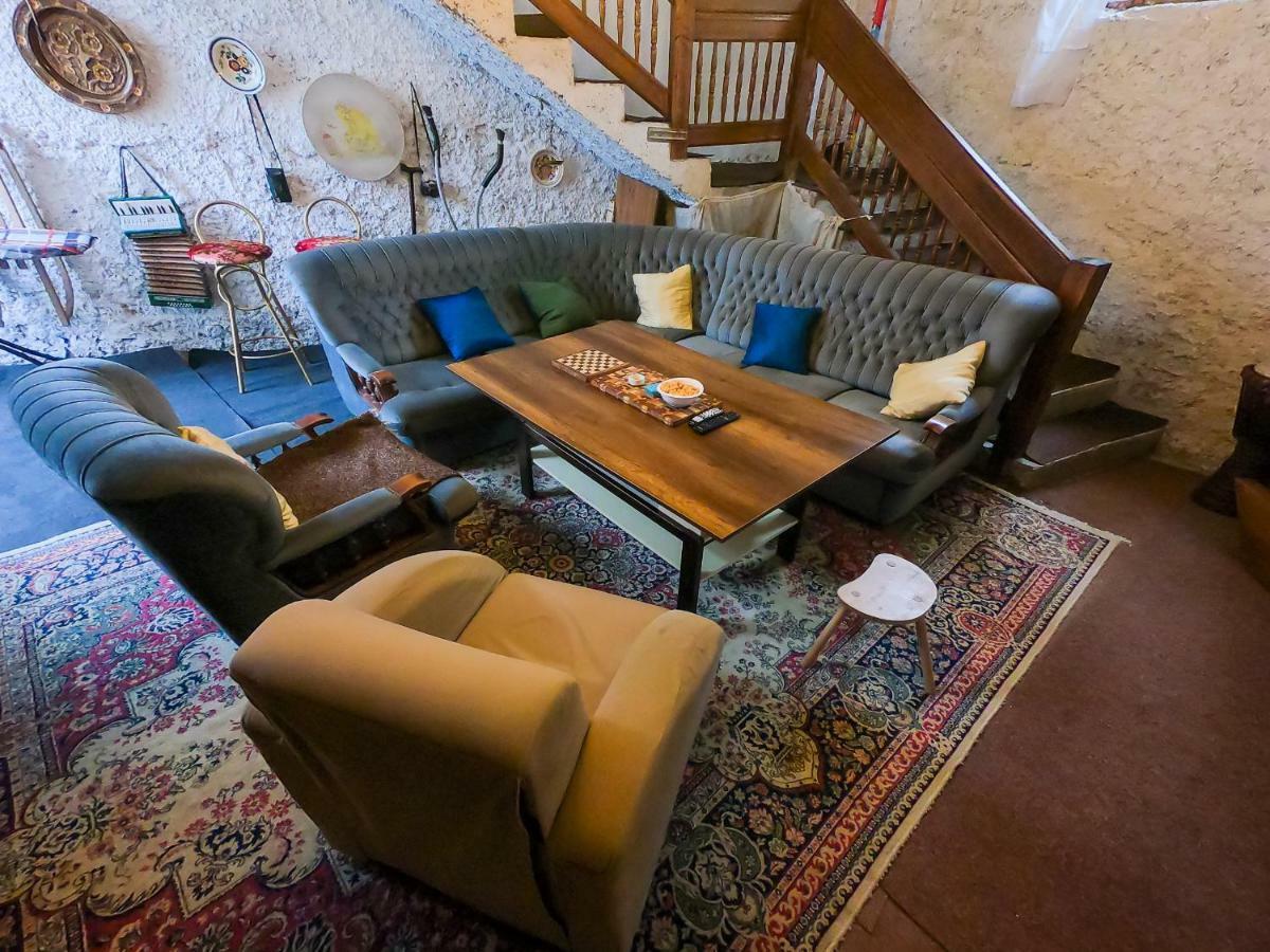 Sarac Hostel Печ Екстер'єр фото