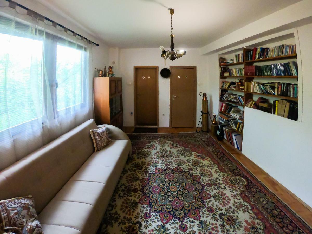 Sarac Hostel Печ Екстер'єр фото