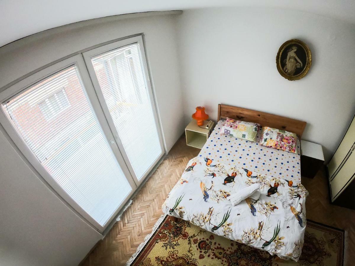 Sarac Hostel Печ Екстер'єр фото
