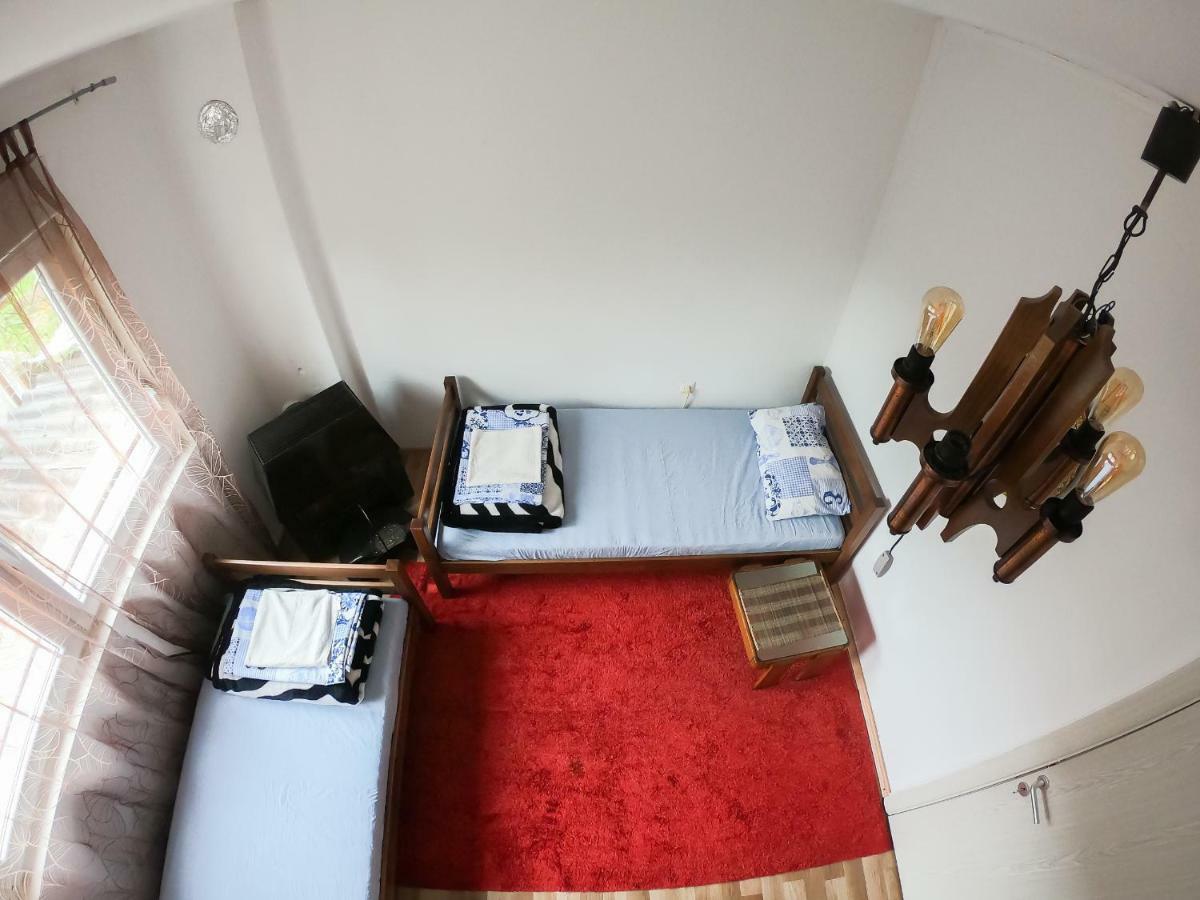 Sarac Hostel Печ Екстер'єр фото